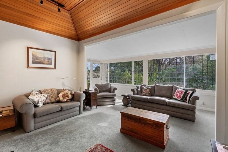 Photo of property in 11 Howard Street, Macandrew Bay, Dunedin, 9014