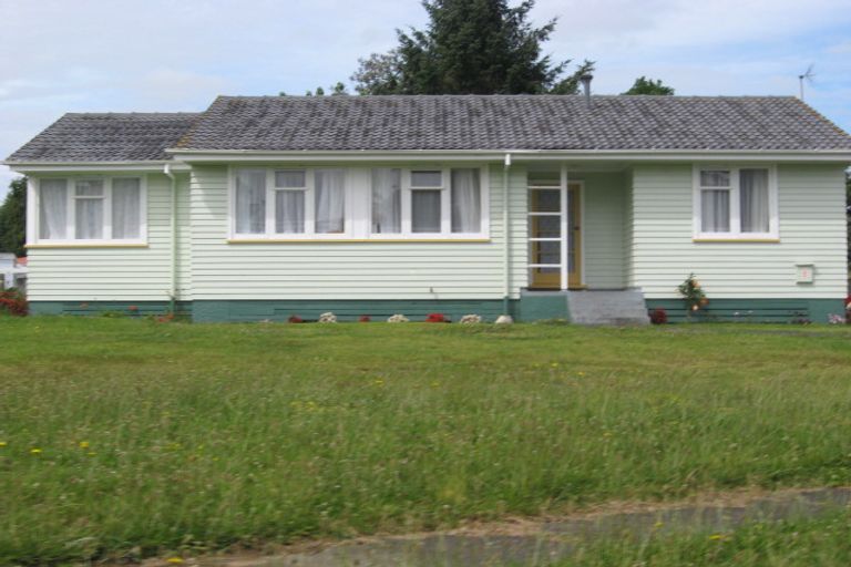 Photo of property in 84 Chingford Close, Mangere, Auckland, 2022