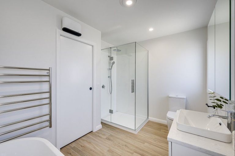 Photo of property in 9a Church Road, Taradale, Napier, 4112