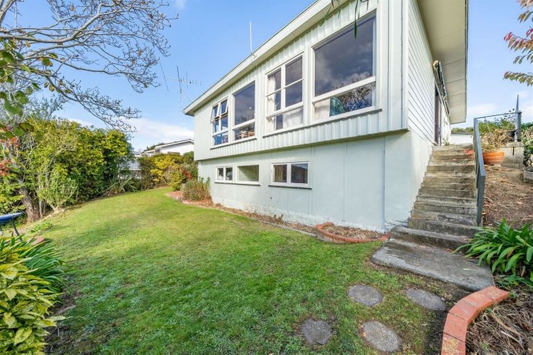 Photo of property in 14 Dunns Street, Silverstream, Upper Hutt, 5019