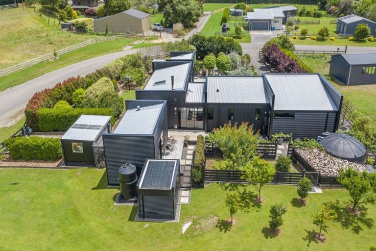 Photo of property in 21 Grefor Lane, Waitarere, Levin, 5574