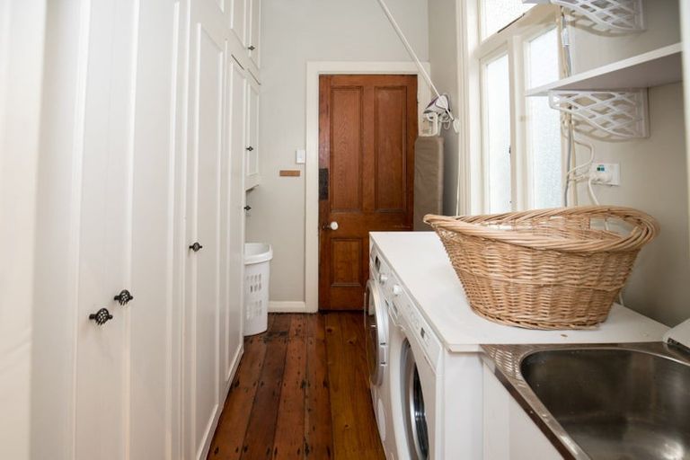 Photo of property in 194 Sydney Street West, Thorndon, Wellington, 6011