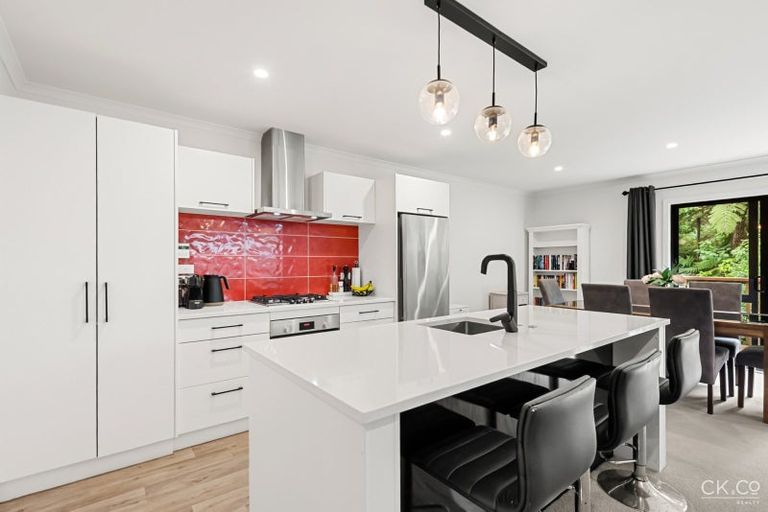 Photo of property in 125 Manuka Street, Stokes Valley, Lower Hutt, 5019