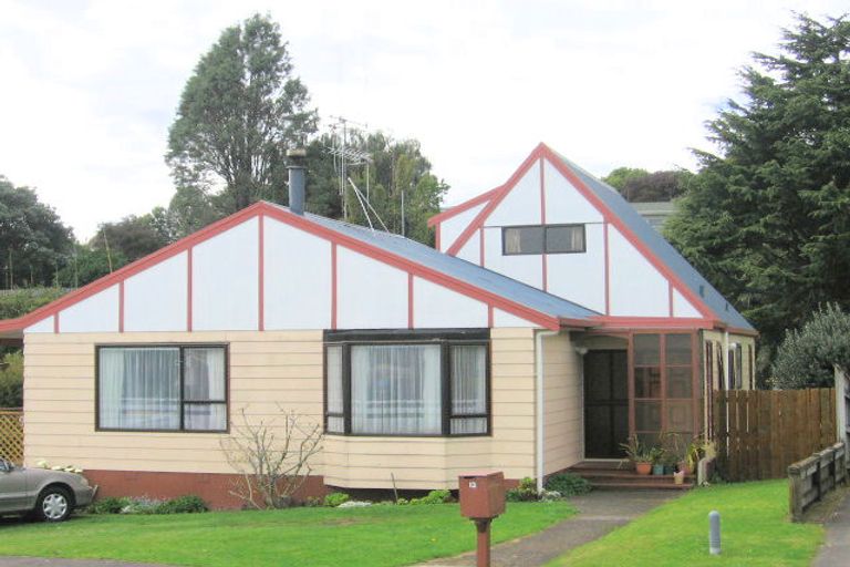 Photo of property in 12 Nicolas Place, Judea, Tauranga, 3110