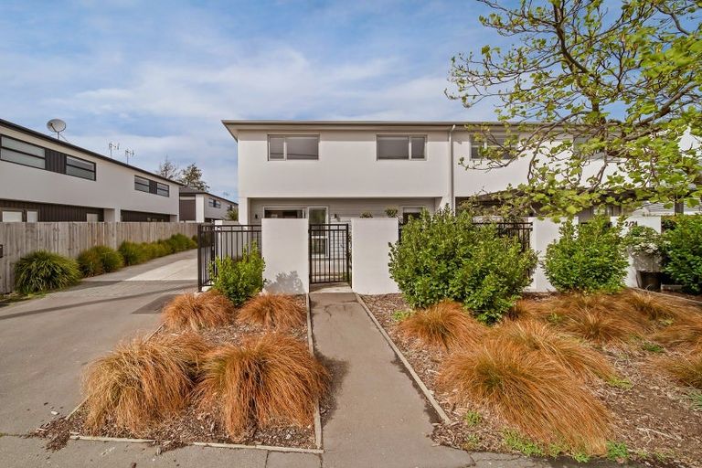 Photo of property in 1/24 Heywood Terrace, Richmond, Christchurch, 8013