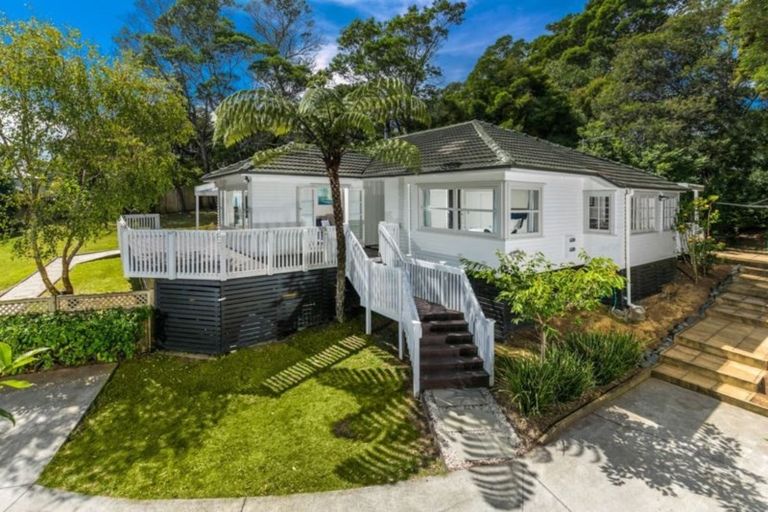 Photo of property in 9 The Close, Greenhithe, Auckland, 0632