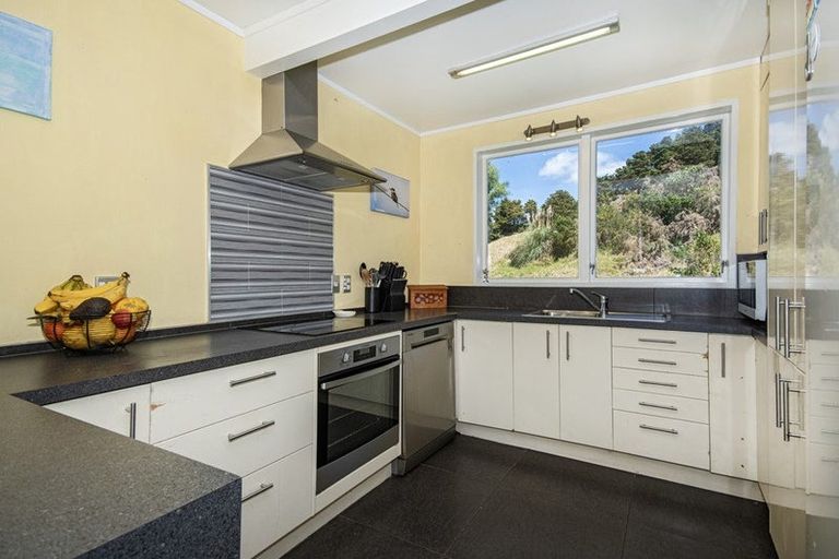 Photo of property in 15 Finlayson Road, Matarau, Whangarei, 0176