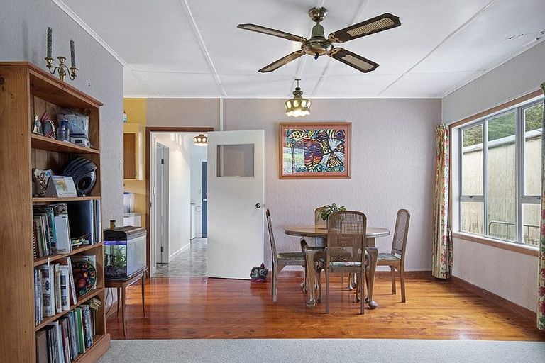 Photo of property in 2273 Tuakau Bridge-port Waikato Roa, Port Waikato, Tuakau, 2695