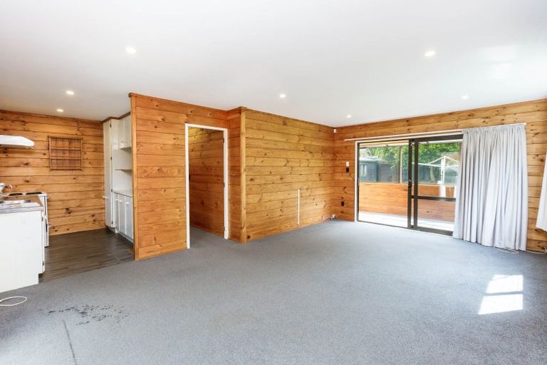 Photo of property in 6 Edmund Lomas Grove, Birchville, Upper Hutt, 5018
