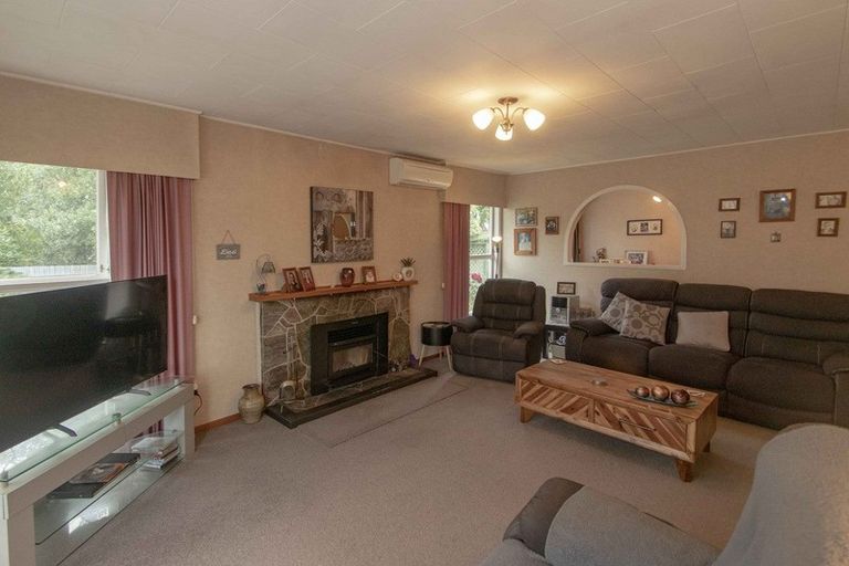 Photo of property in 28 Mcgregor Avenue, Pirimai, Napier, 4112