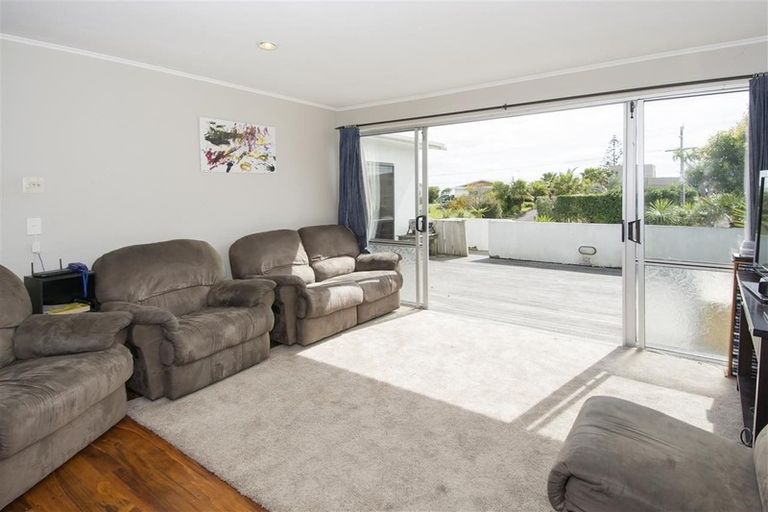 Photo of property in 1030 Papamoa Beach Road, Papamoa Beach, Papamoa, 3118