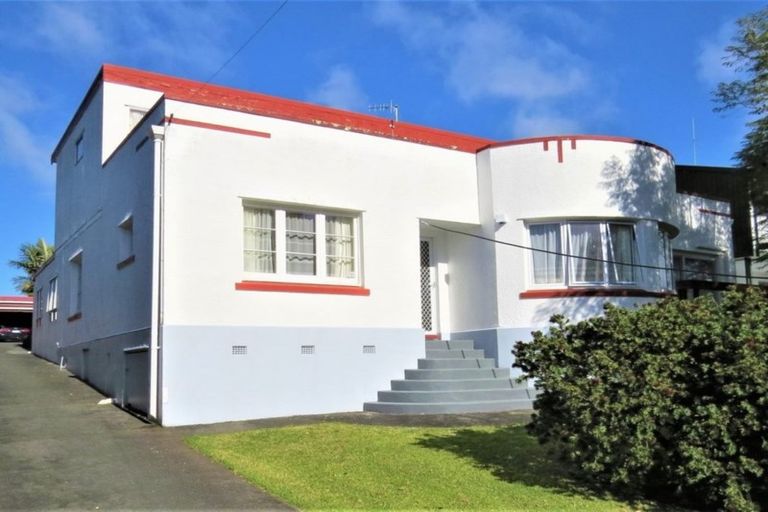 Photo of property in 6 Whareora Road, Kensington, Whangarei, 0112