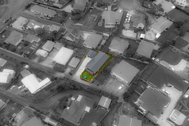 Photo of property in 43a Livingstone Avenue, Nawton, Hamilton, 3200