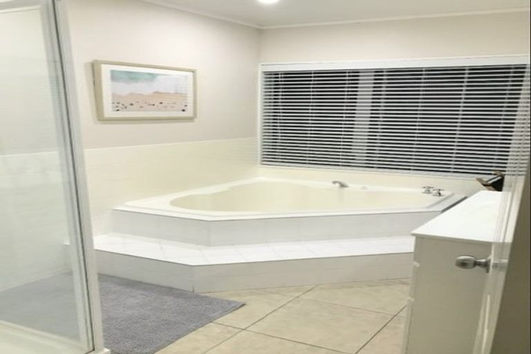 Photo of property in 498 Stokes Valley Road, Stokes Valley, Lower Hutt, 5019