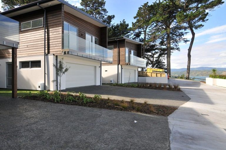 Photo of property in 94 Awa Road, Seatoun, Wellington, 6022
