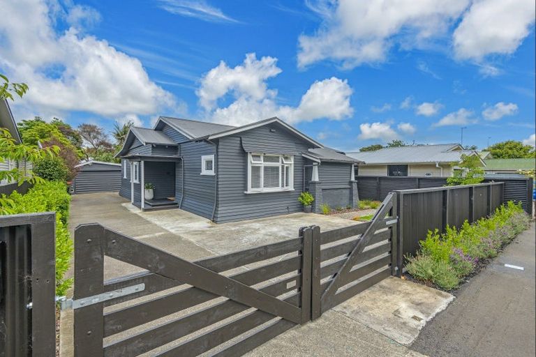 Photo of property in 80 Lyndhurst Street, Takaro, Palmerston North, 4412