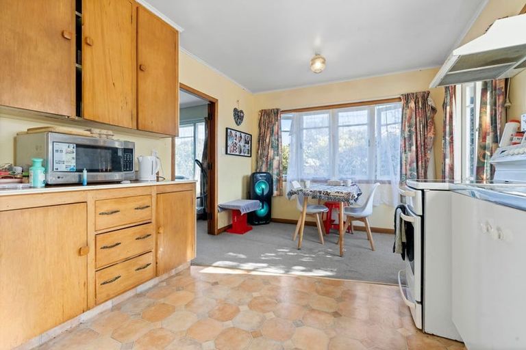 Photo of property in 129 Russell Road, Manurewa, Auckland, 2102