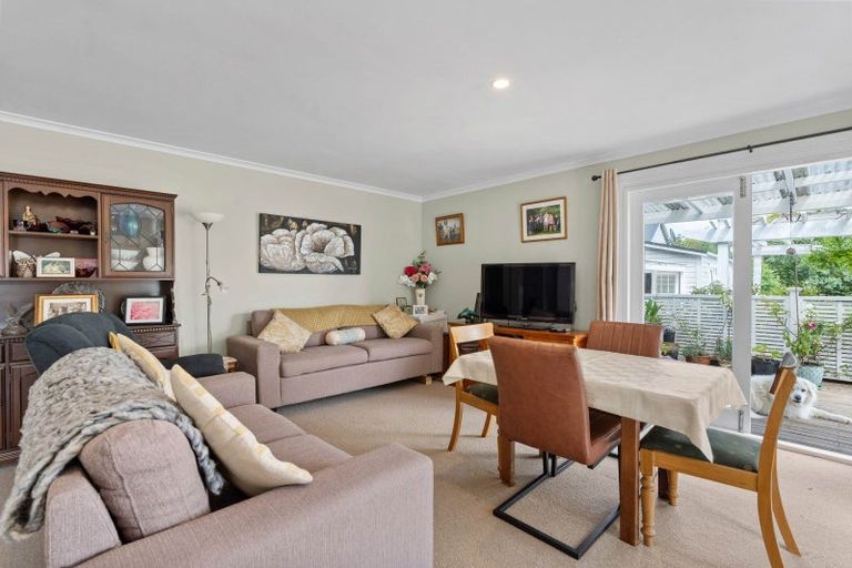 Photo of property in 63 Riversdale Road, Waihakeke, Carterton, 5792