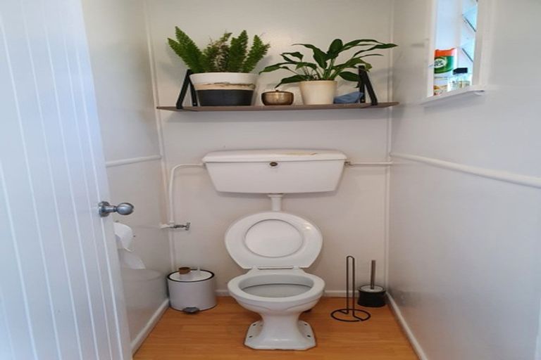 Photo of property in 32 Cutler Street, New Lynn, Auckland, 0600