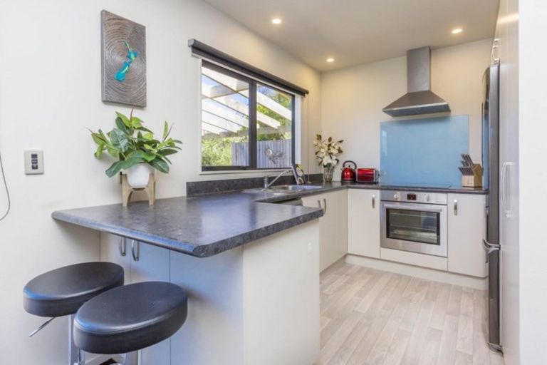 Photo of property in 29 Thomas Street, Stokes Valley, Lower Hutt, 5019