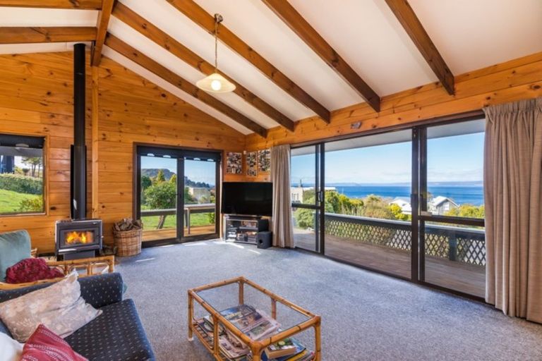 Photo of property in 16 Hinekapi Terrace, Kuratau, Turangi, 3381
