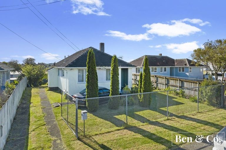 Photo of property in 5 Firth Crescent, Otara, Auckland, 2025