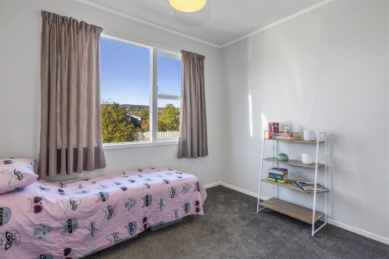 Photo of property in 12 Chaucer Place, Owhata, Rotorua, 3010