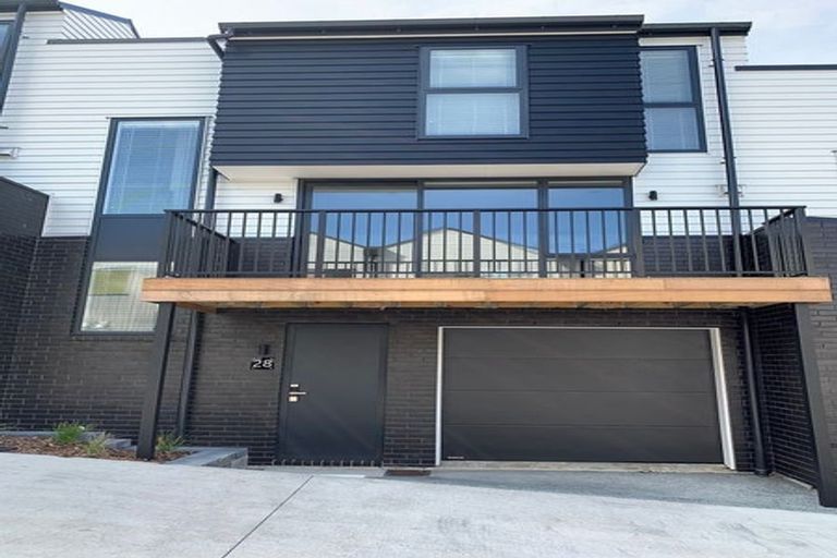 Photo of property in 28 Panoni Lane, Howick, Auckland, 2014
