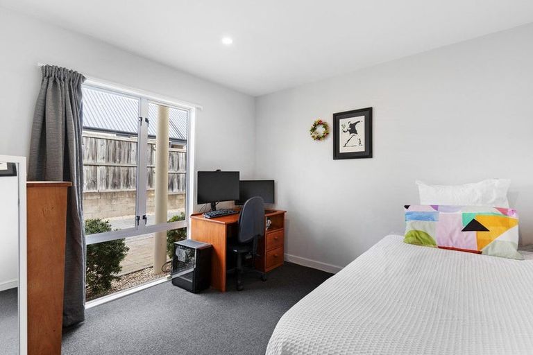 Photo of property in 2/18 Palatine Terrace, Huntsbury, Christchurch, 8022