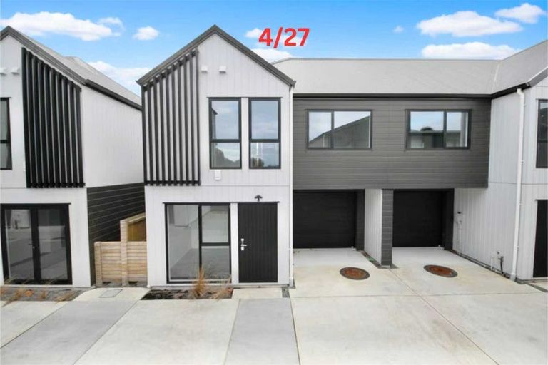 Photo of property in 4/27 Taikata Road, Te Atatu Peninsula, Auckland, 0610
