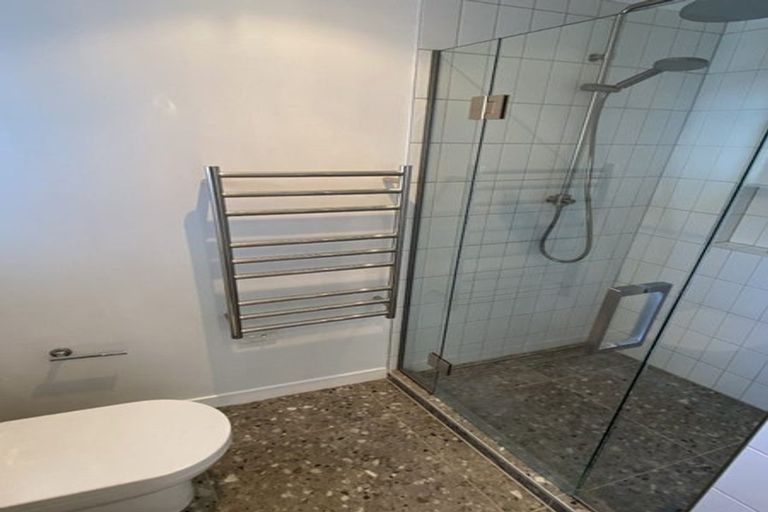 Photo of property in 3/2c Valley Road, Mount Eden, Auckland, 1024