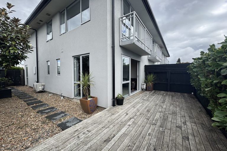 Photo of property in 71 Essex Street, Phillipstown, Christchurch, 8011