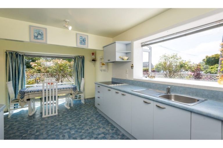 Photo of property in 33 Stoneyhurst Street, St Albans, Christchurch, 8014