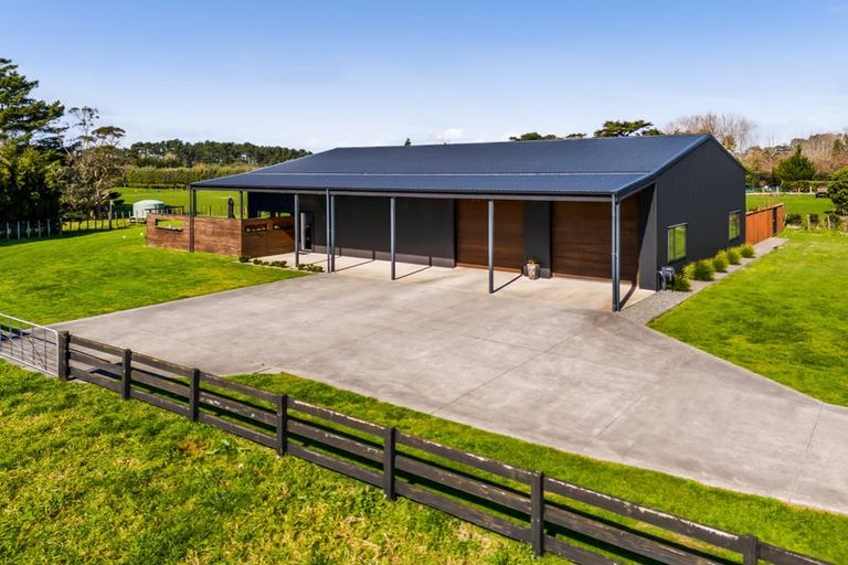 Photo of property in 24 Mahoetahi Road, Sentry Hill, Waitara, 4382
