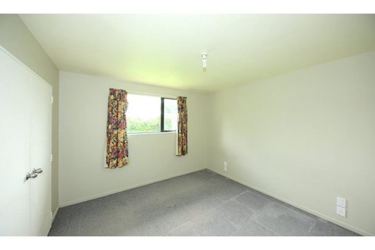 Photo of property in 6a Bellbrook Crescent, Shirley, Christchurch, 8013