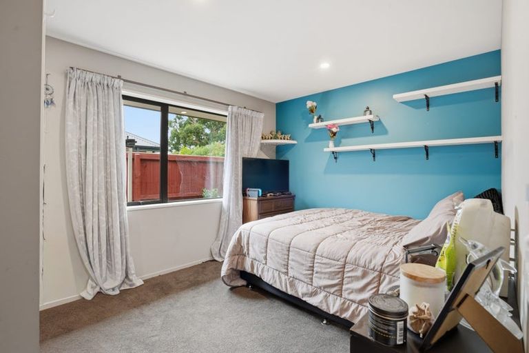 Photo of property in 16 Pallid Green, Rolleston, 7615