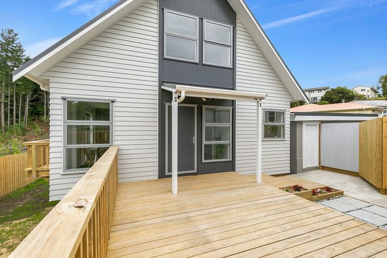 Photo of property in 25a York Place, Cannons Creek, Porirua, 5024