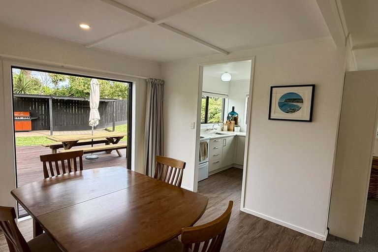 Photo of property in 10 Campbell Place, Pukehangi, Rotorua, 3015