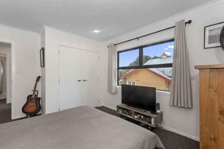 Photo of property in 2/3 Manning Street, Hamilton Central, Hamilton, 3204