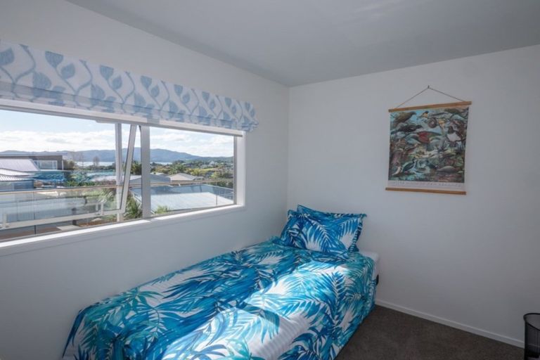 Photo of property in 9 Protea Drive, Cable Bay, 0420