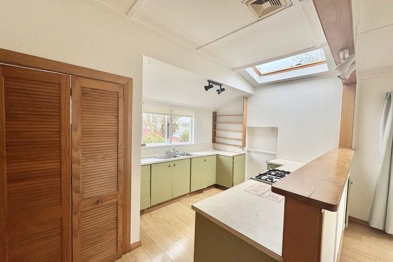 Photo of property in 3 Douro Avenue, Newtown, Wellington, 6021