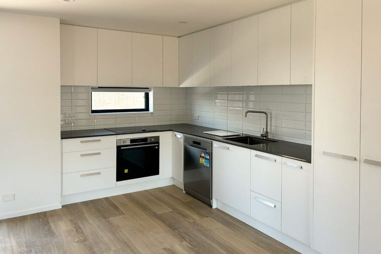 Photo of property in 2/218 Lyttelton Street, Spreydon, Christchurch, 8024