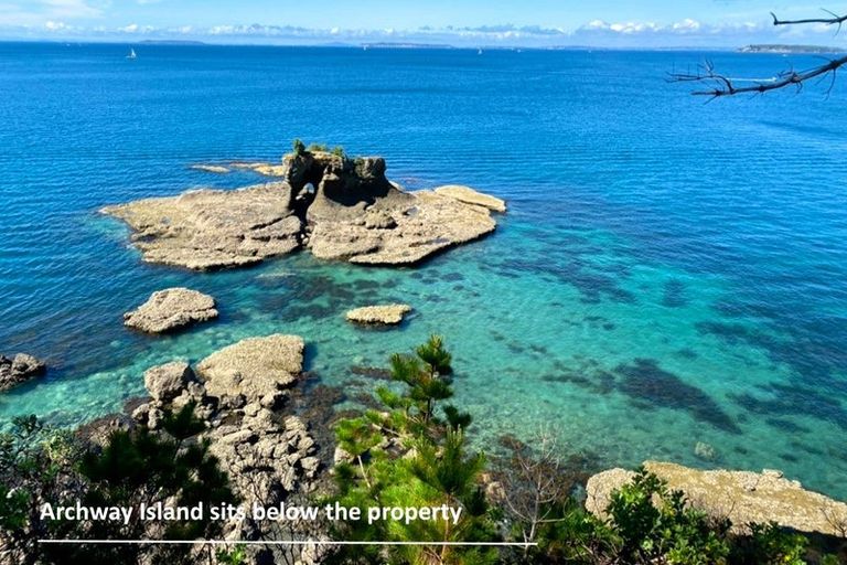 Photo of property in 15 Elizabeth Point Road, Kawau Island, 0920