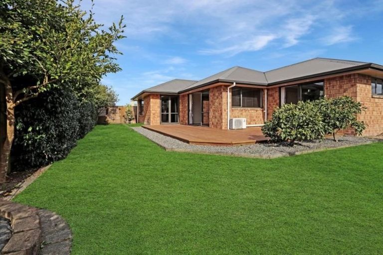 Photo of property in 8 Whistler Close, Rototuna North, Hamilton, 3210