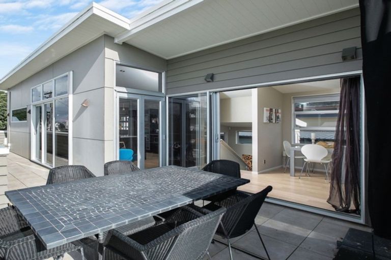 Photo of property in 12 Ocean View Road, Waihi Beach, 3611