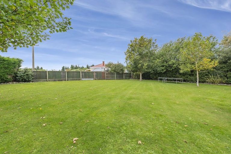 Photo of property in 1 Everett Street, Coalgate, 7673