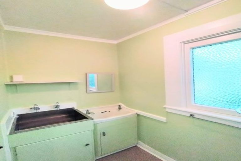 Photo of property in 64 Hazel Avenue, Caversham, Dunedin, 9012