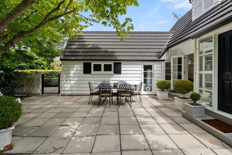 Photo of property in 5 Khouri Avenue, Karori, Wellington, 6012