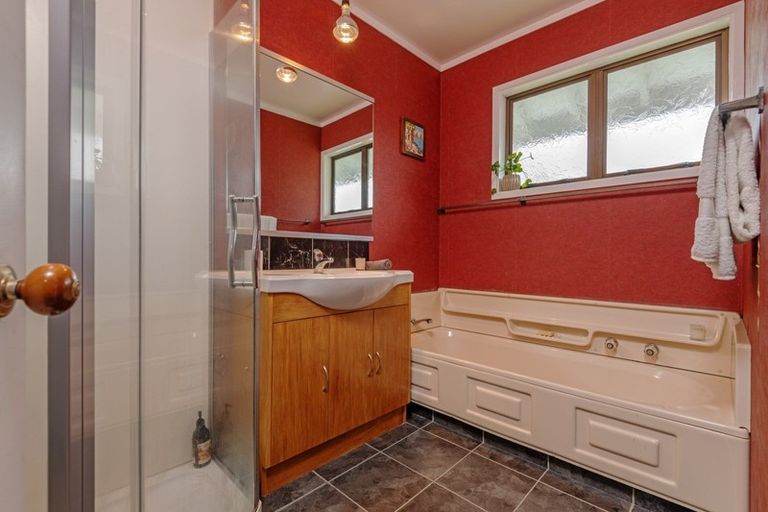 Photo of property in 41 Manapouri Crescent, Hokowhitu, Palmerston North, 4410