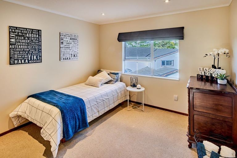 Photo of property in 4 Mclintock Street, Johnsonville, Wellington, 6037